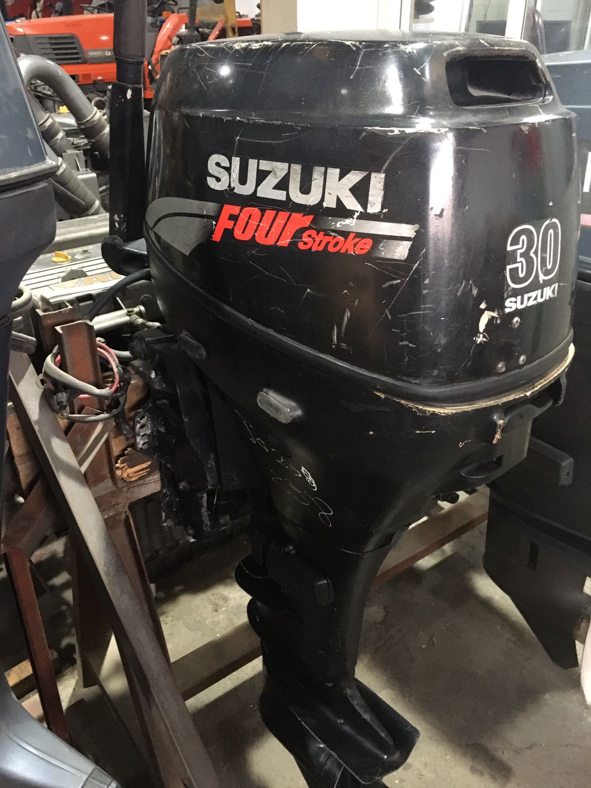 SUZUKI 30
