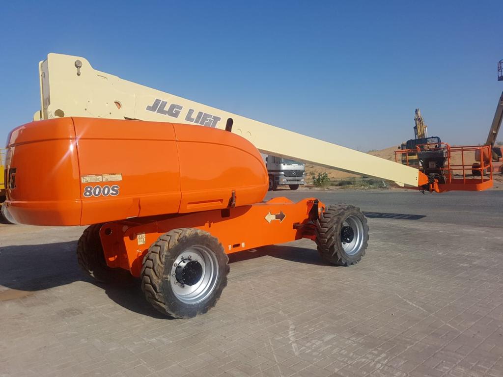 MAN LIFT JLG 600S 