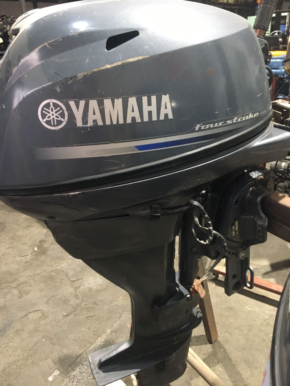 YAMMAHA 25