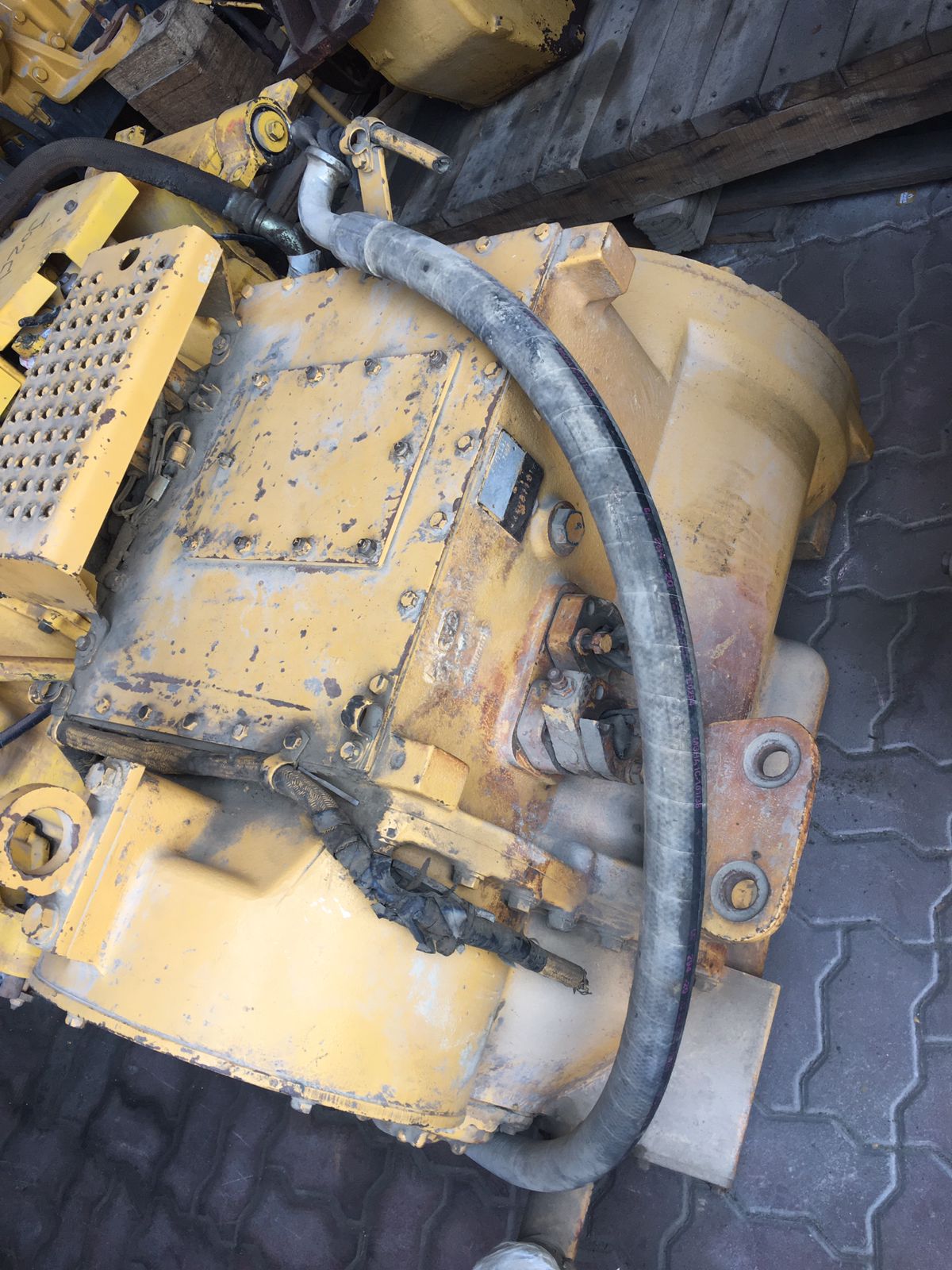CAT GEAR BOX 